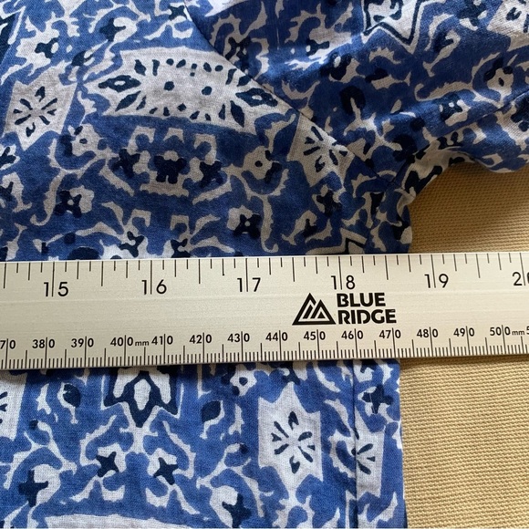 Roller Rabbit Blue White Cotton Tunic Top Small Lightweight Boho Blouse Beach - Picture 11 of 14